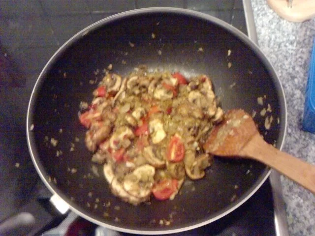 Rezept: Gespiegelte Eier im scharfem Rahmen Bild Nr. 4 Gespiegelte Eier im scharfem Rahmen - Rezept - Bild Nr. 4