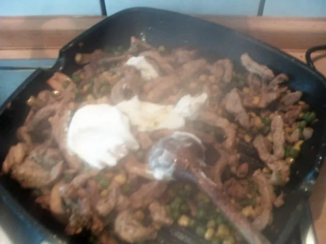 Mariniertes Schweinerahmgeschnetzeltes mit Reisrand - Rezept - Bild Nr. 9