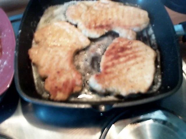 Rezept: mein Kotelett unter der Käsehaube Bild Nr. 3 mein Kotelett unter der Käsehaube - Rezept - Bild Nr. 3