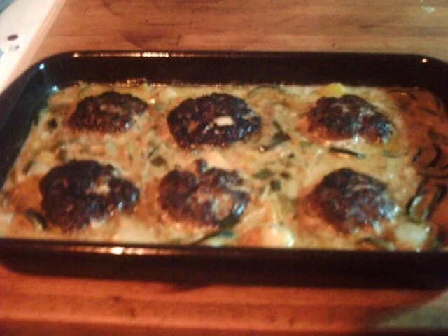 Frikadellen - Gemüseauflauf a`la Jörg mit Jasminreis - Rezept - Bild Nr. 9