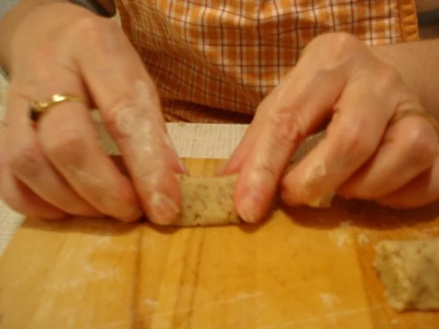 Vanillekipferln - Rezept - Bild Nr. 7