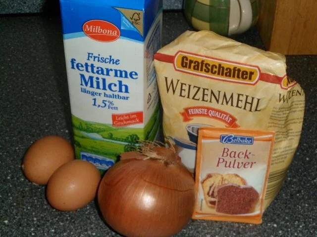 Rezept: Das etwas andere "Zwiebelbrot" Bild Nr. 2 Das etwas andere "Zwiebelbrot" - Rezept - Bild Nr. 2