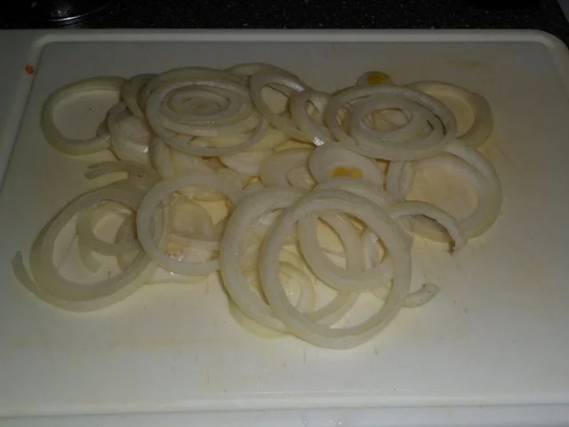 Rezept: Das etwas andere "Zwiebelbrot" Bild Nr. 3 Das etwas andere "Zwiebelbrot" - Rezept - Bild Nr. 3