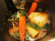 Oma´s klare Hühnersuppe ... - Rezept