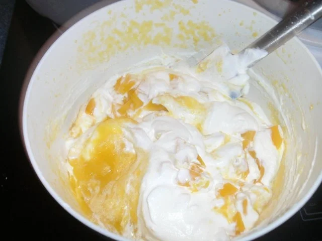 Rezept: Pfirsich-Amaretto-Torte Bild Nr. 6 Pfirsich-Amaretto-Torte - Rezept - Bild Nr. 6