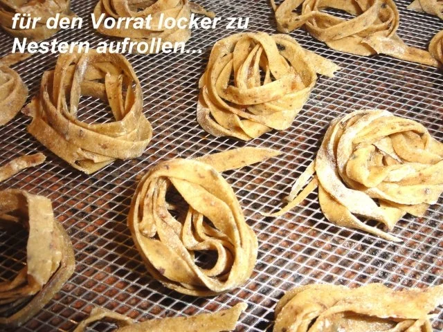 Rezept: Nudeln: STEINPILZ - TAGLIATELLE Bild Nr. 7 Nudeln: STEINPILZ - TAGLIATELLE - Rezept - Bild Nr. 7