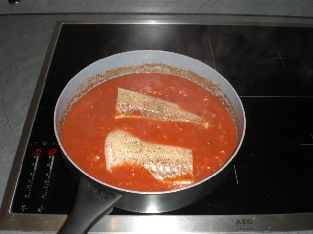 Rezept: Fischfilet in Tomatensoße Bild Nr. 7 Fischfilet in Tomatensoße - Rezept - Bild Nr. 7