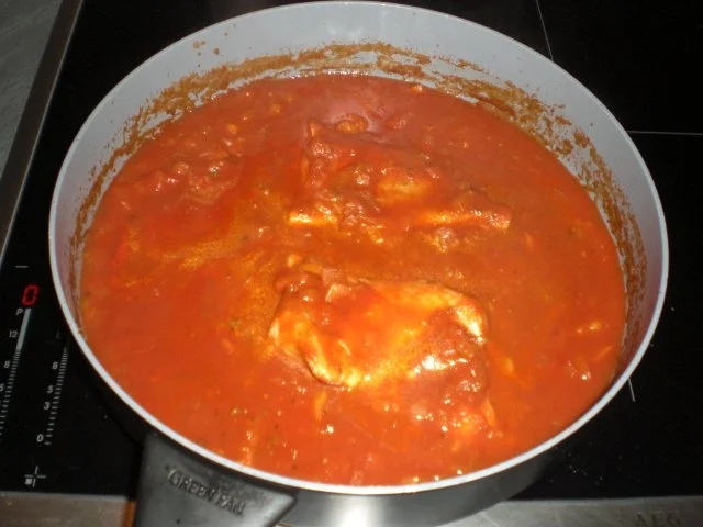 Rezept: Fischfilet in Tomatensoße Bild Nr. 9 Fischfilet in Tomatensoße - Rezept - Bild Nr. 9