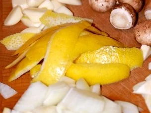 GESCHMORTES HÄHNCHEN IN WEISSWEIN  /  COQ  AU VIN BLANC - Rezept - Bild Nr. 8