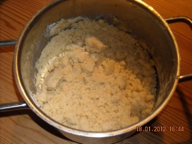 Hefestreuselkuchen mit Apfelmus - Rezept - Bild Nr. 8