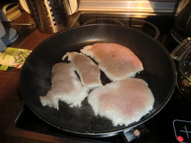 Gratinierte Putenschnitzel mit Tomaten - Rezept - Bild Nr. 2