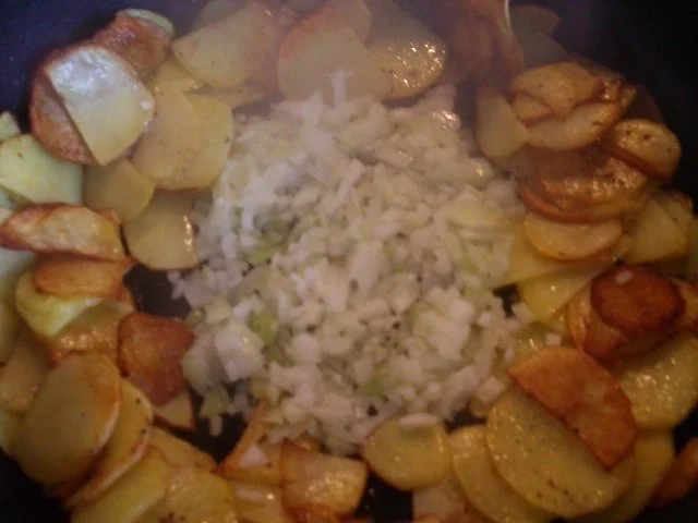 Rezept: Bratkartoffeln mit eingelegter Schüsselsülze Bild Nr. 12 Bratkartoffeln mit eingelegter Schüsselsülze - Rezept - Bild Nr. 12