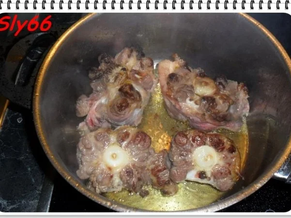 Fleischgerichte:Gulasch mit Ochsenschwanz - Rezept - Bild Nr. 6