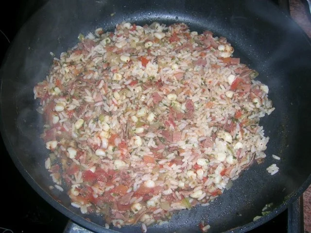 Tintenfischtuben, herzhaft gefüllt auf roten Linsen - Rezept - Bild Nr. 5