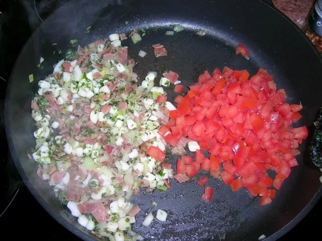 Tintenfischtuben, herzhaft gefüllt auf roten Linsen - Rezept - Bild Nr. 6