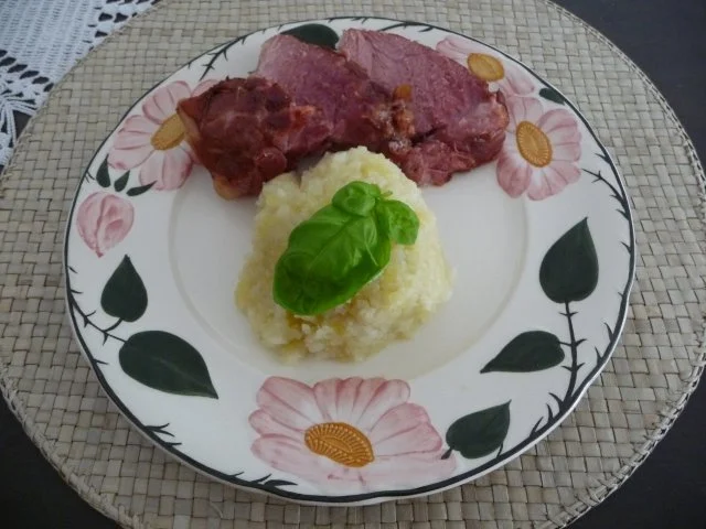 Rezept: Kassler : 1 - 2 - 3 Gemüsestampf mit Schäufele Bild Nr. 2 Kassler : 1 - 2 - 3 Gemüsestampf mit Schäufele - Rezept - Bild Nr. 2