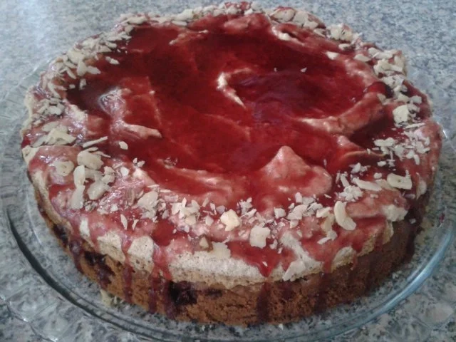 Rezept: Kirschkuchen mit Haselnuss-Baiser Bild Nr. 5 Kirschkuchen mit Haselnuss-Baiser - Rezept - Bild Nr. 5