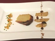 Flambierter Baba mit karamellisierten Birnen - Rezept