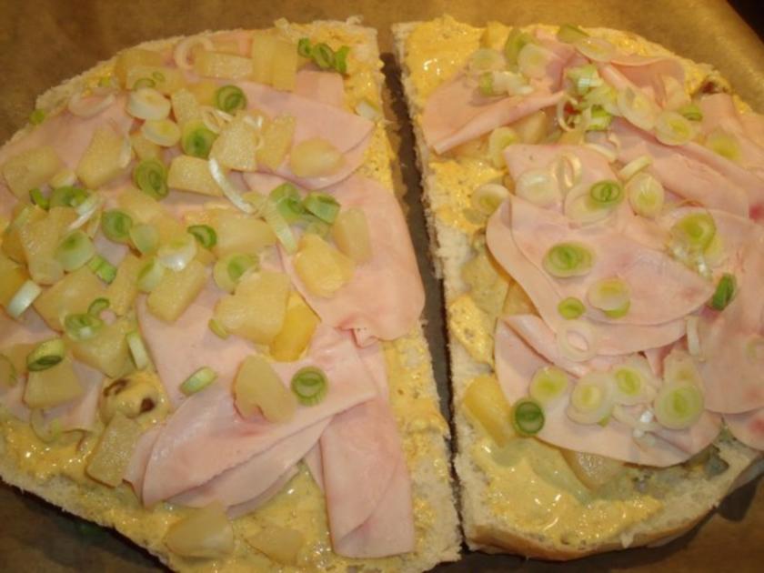 Fladenbrot überbacken mit Ananas u Lauchzwiebeln - schnell & einfach ... Fladenbrot überbacken mit Ananas u Lauchzwiebeln - schnell & einfach ...