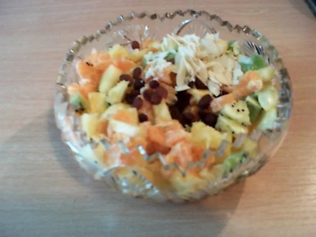 Rezept: Obstsalat mit frischer Ananas Obstsalat mit frischer Ananas - Rezept