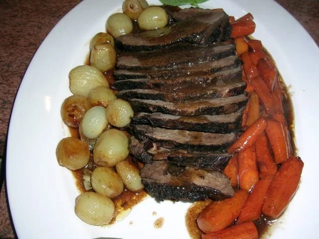 Boeuf á la mode - ein wenig aufwendig, aber das Ergebnis ist einfach nur lecker - Rezept - Bild Nr. 3