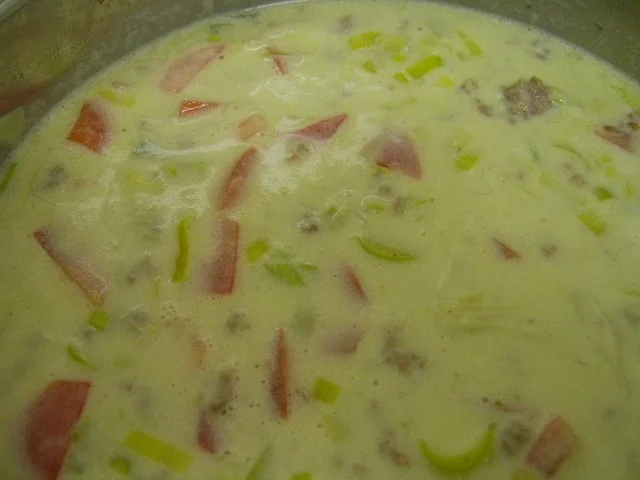 Lauchsuppe mit Hackfleisch - Rezept