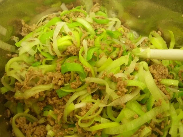 Lauchsuppe mit Hackfleisch - Rezept - Bild Nr. 3