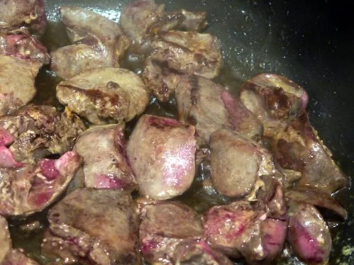 Spaghetti mit Salbei-Geflügelleber - Rezept - Bild Nr. 7