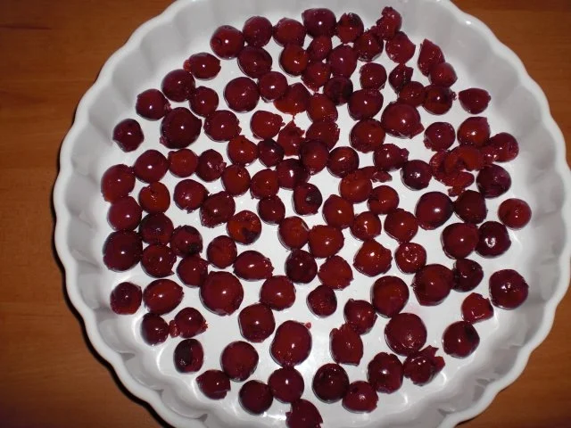 Rezept: Kirsch-Clafoutis Bild Nr. 3 Kirsch-Clafoutis - Rezept - Bild Nr. 3