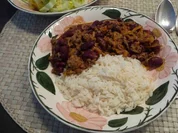 Hackfleisch : Gehacktes mit Kidney- Bohnen und Reis dazu einen Salat - Rezept