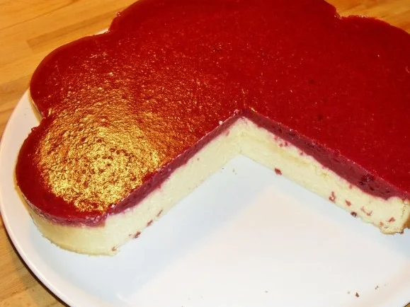 Rezept: Käsekuchen mit Kirschspiegel Bild Nr. 3 Käsekuchen mit Kirschspiegel - Rezept - Bild Nr. 3