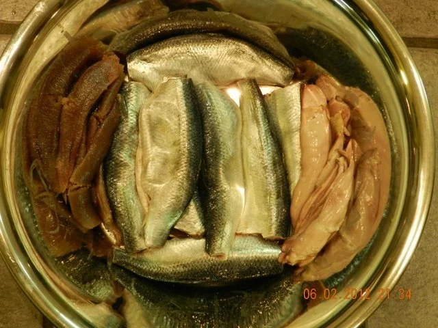 Rezept: Heringsstipp nach alter Art mit der "Milch" vom männlichen Hering dem sog. Milchner Bild Nr. 3 Heringsstipp nach alter Art mit der "Milch" vom männlichen Hering dem sog. Milchner - Rezept - Bild Nr. 3