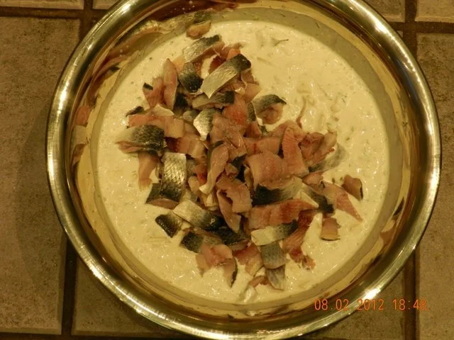 Rezept: Heringsstipp nach alter Art mit der "Milch" vom männlichen Hering dem sog. Milchner Bild Nr. 5 Heringsstipp nach alter Art mit der "Milch" vom männlichen Hering dem sog. Milchner - Rezept - Bild Nr. 5