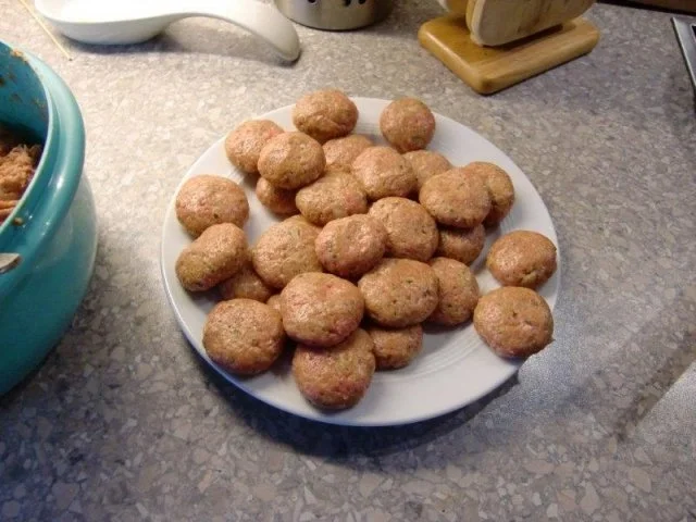 Rezept: Scharfe Party Frikadellen Bild Nr. 5 Scharfe Party Frikadellen - Rezept - Bild Nr. 5