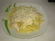 Schinken - Sahnesauce auf Rigatoni - Rezept