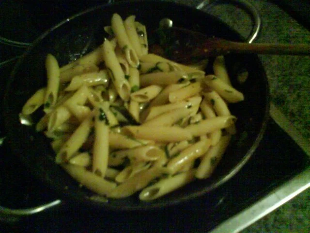 Rezept: Penne aglio e olio Bild Nr. 8 Penne aglio e olio - Rezept - Bild Nr. 8