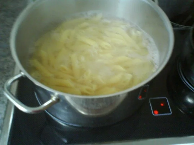 Kräuter-Schinkennudeln mit süßem Senf - Rezept - Bild Nr. 2