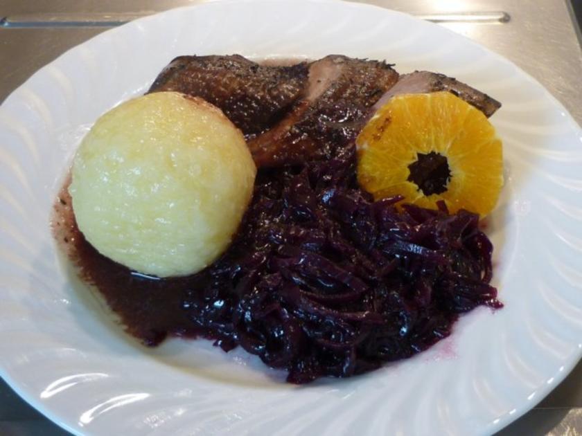 Gänsebrust in Apfel – Zwiebel – Rotweinsoße - einfach - von hoerbi