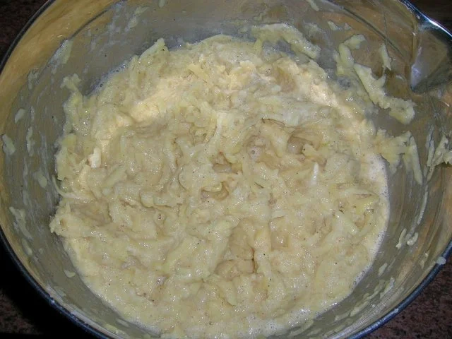 Rezept: Kartoffel-Blechkuchen mit Bacon - relativ schnell gezaubert und sehr lecker Bild Nr. 5 Kartoffel-Blechkuchen mit Bacon - relativ schnell gezaubert und sehr lecker - Rezept - Bild Nr. 5