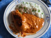 Hühnerbrust mit Paprika-Zwiebel Sauce - Rezept