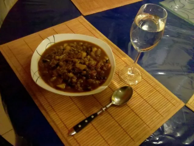 Rezept: Eintopf: Bunter Bohneneintopf mit Gemüse Bild Nr. 6 Eintopf: Bunter Bohneneintopf mit Gemüse - Rezept - Bild Nr. 6