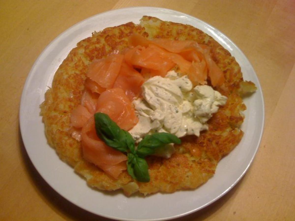 Bilder für B: Rösti mit Lachs und Frischkäse - Rezept