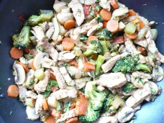Gemischtes Wok -Gemüse mit Schweinefleisch - Rezept