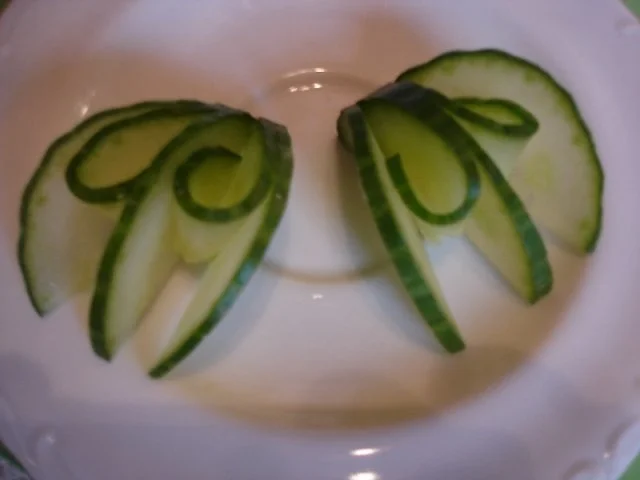 Krakauer mit Kartoffel-Sellerie-Stampf und Möhren-Mais-Gemüse - Rezept - Bild Nr. 10