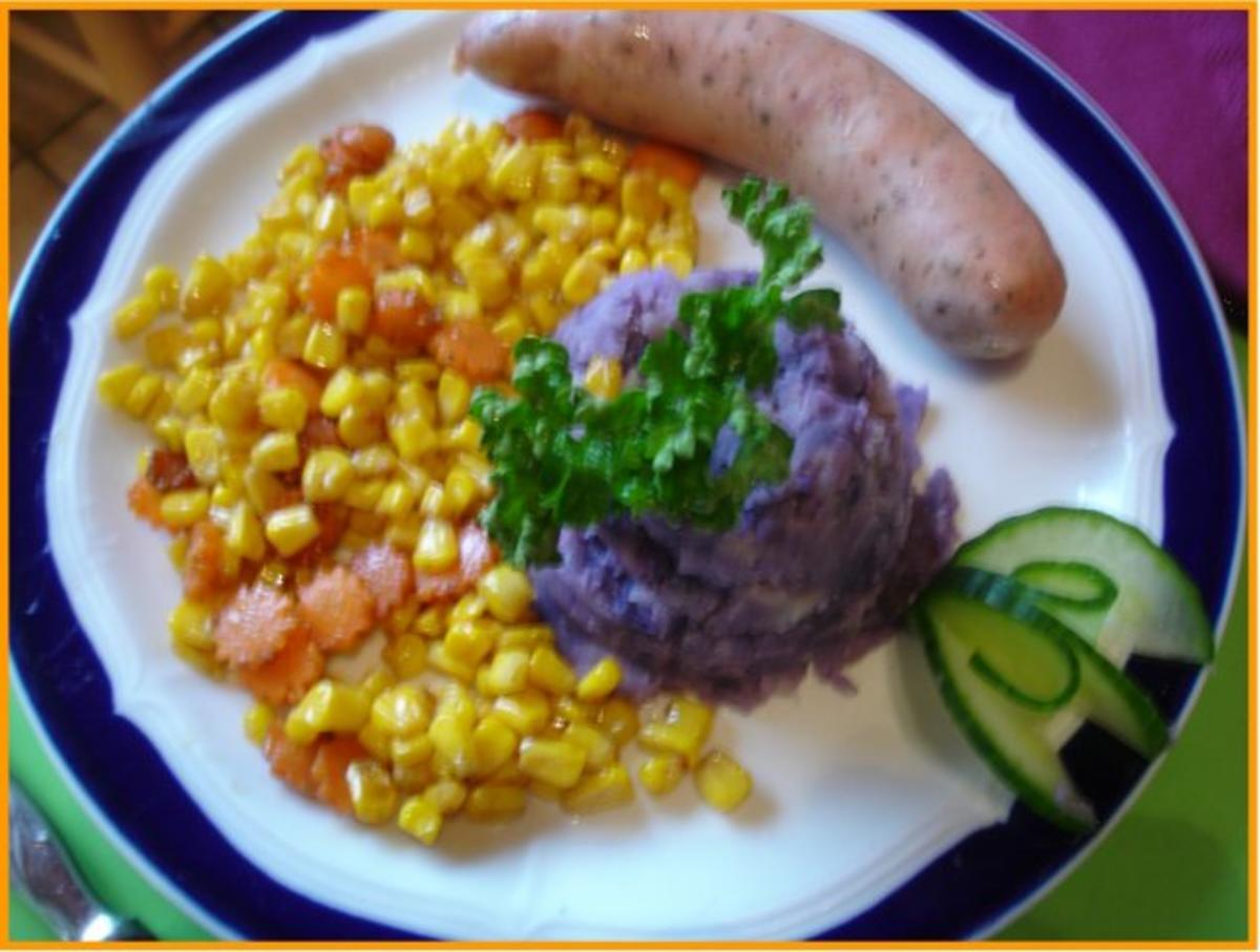 Krakauer mit Kartoffel-Sellerie-Stampf und Möhren-Mais-Gemüse - Rezept