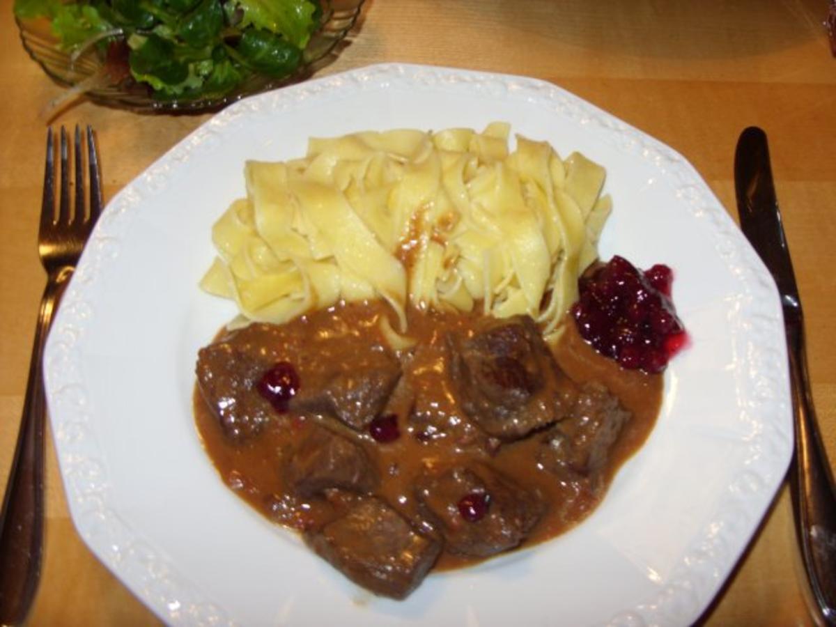 D: Hirschgulasch - Rezept mit Bild - kochbar.de