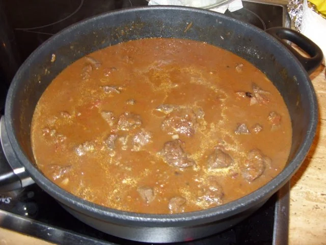 Rezept: D: Hirschgulasch Bild Nr. 6 D: Hirschgulasch - Rezept - Bild Nr. 6