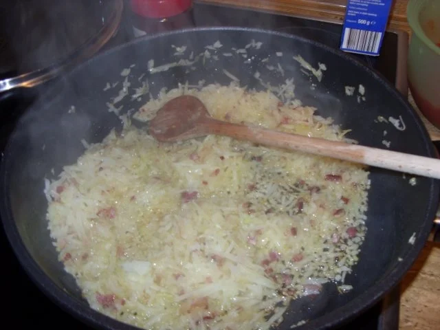 Rezept: D: Hirschgulasch Bild Nr. 3 D: Hirschgulasch - Rezept - Bild Nr. 3