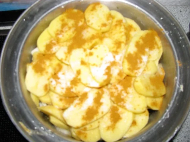 Rezept: Gemüse: Kohlrabi-Kartoffel-Auflauf Bild Nr. 3 Gemüse: Kohlrabi-Kartoffel-Auflauf - Rezept - Bild Nr. 3