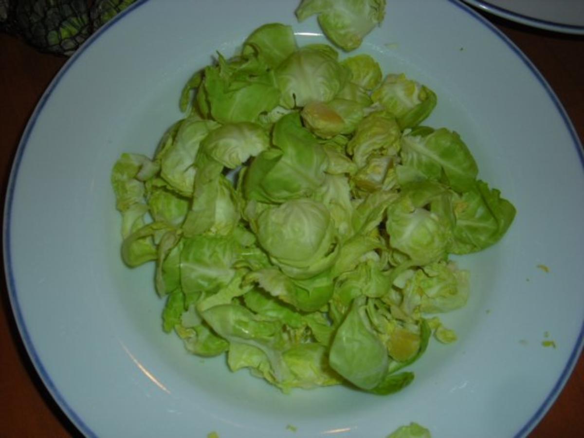 Rosenkohlsalat mit Trauben - Rezept - Bild Nr. 3